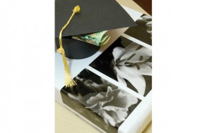 Presentation is key. These little graduation hat boxes are perfect for gift giving.